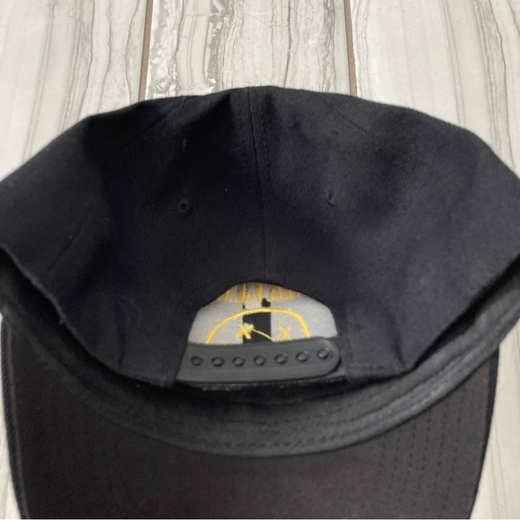 NWOT Nirvana SnapBack hat - Picture 2 of 3